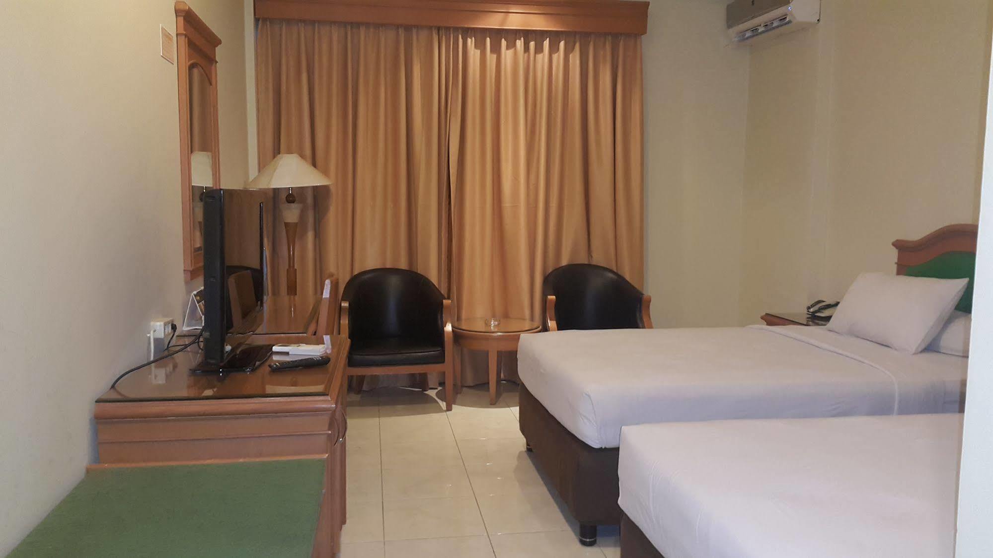 Hotel Maricaya Makasar Exteriér fotografie